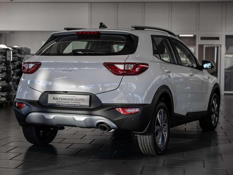 Neu Kia Stonic Vision 101 PS (74 kW) 2025 Weiß SUV