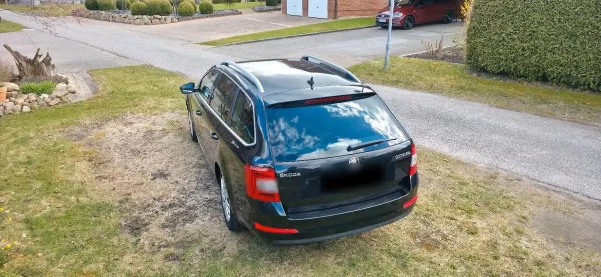 Gebraucht Skoda Octavia 150 PS (110 kW) 2015 Schwarz Kombi