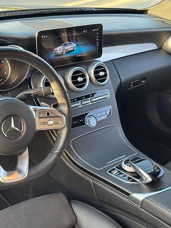 Gebraucht Mercedes C200 Night 184 PS (135 kW) 2020 Schwarz Coupé