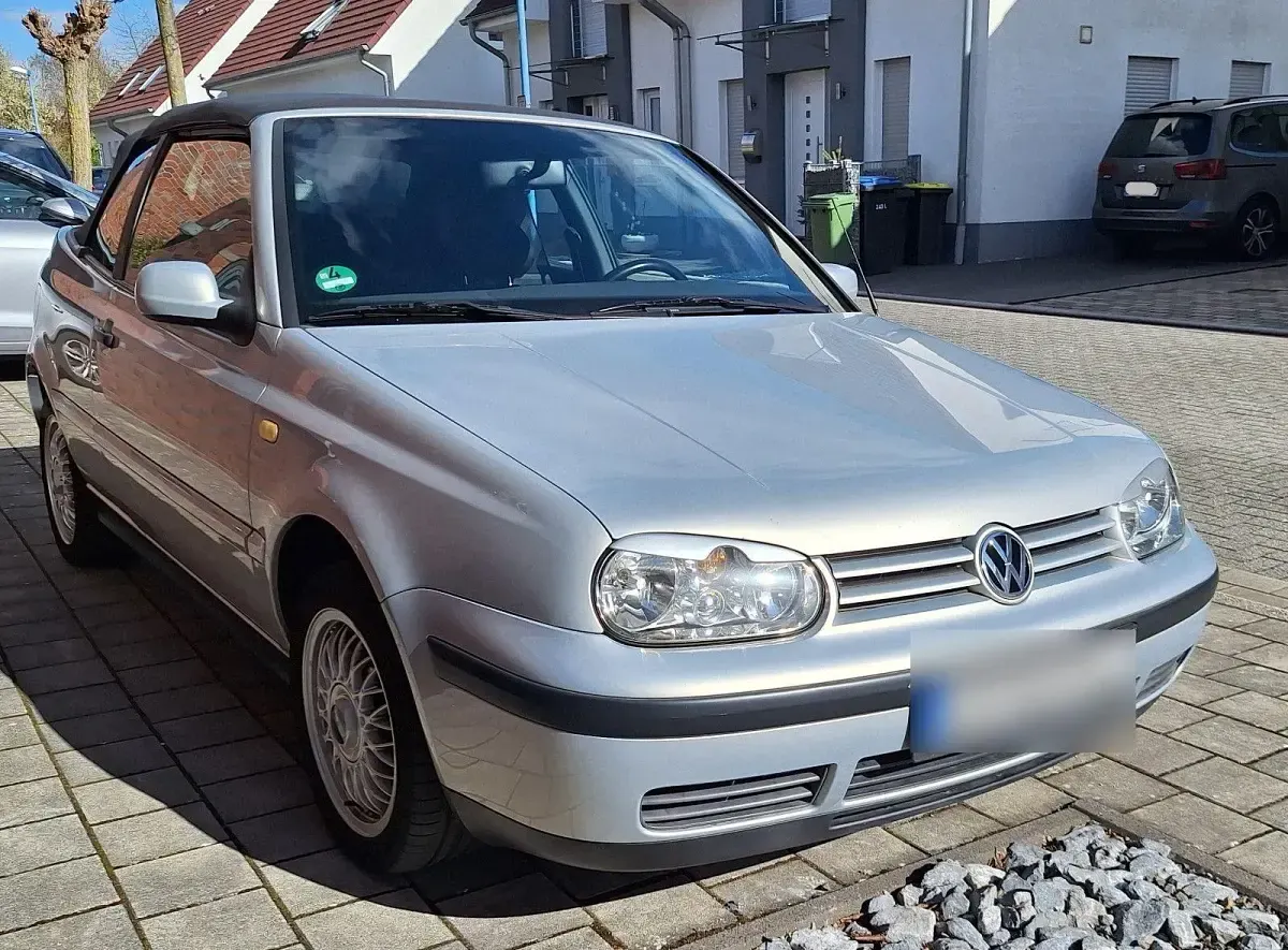 Gebraucht VW Golf Trendline 101 PS (74 kW) 2000 Silber Cabrio