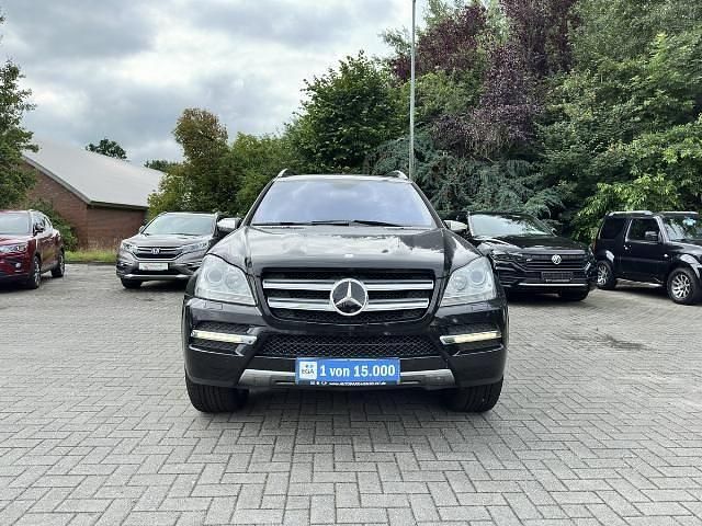 Gebraucht Mercedes GL350 224 PS (164 kW) 2009 Obsidianschwarz  metalliclack (metallic) SUV