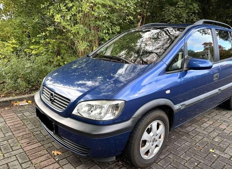 Gebraucht Opel Zafira Selection 147 PS (108 kW) 2002 Blau Van / Kleinbus