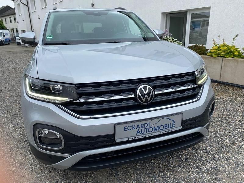 Silber Gebraucht 2022 VW T-Cross Active SUV | 21.900 € (Superpreis) - Bild 1/4