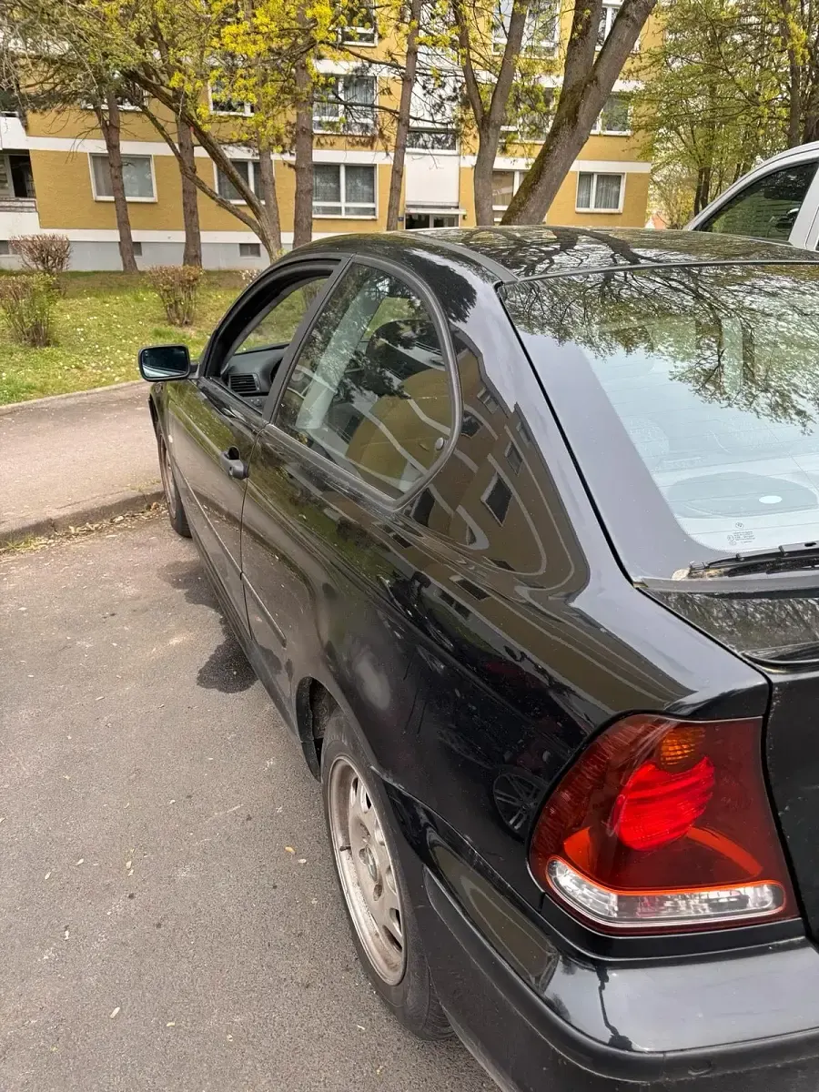 Gebraucht BMW 316 Compact 115 PS (84 kW) 2004 Schwarz Kleinwagen