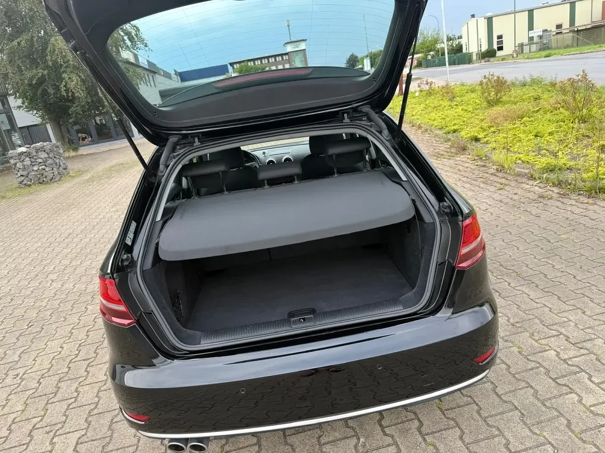 Gebraucht Audi A3 150 PS (110 kW) 2017 Schwarz Limousine