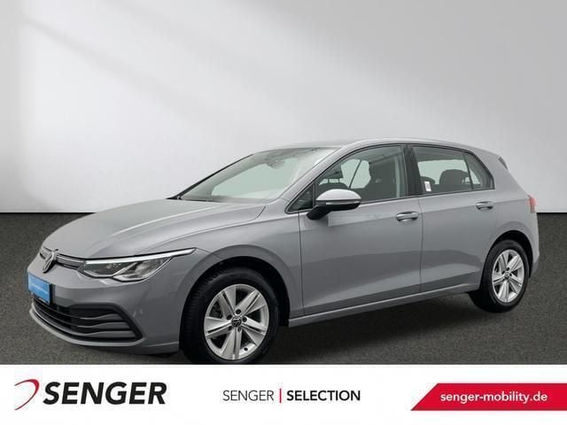 Grau Gebraucht 2024 VW Golf VIII Life Limousine | 23.880 € (Guter Preis) - Bild 1/4
