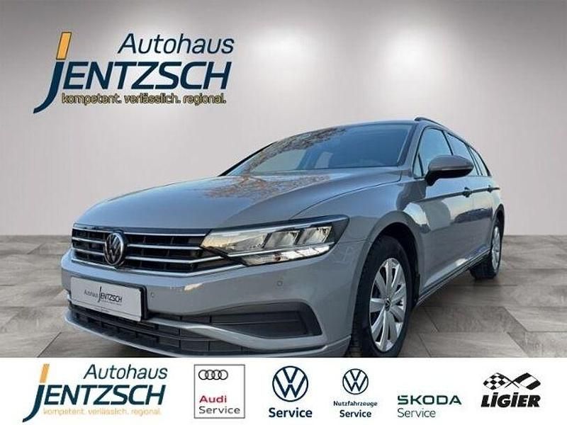 Gebraucht VW Passat Conceptline 150 PS (110 kW) 2023 Grau Kombi