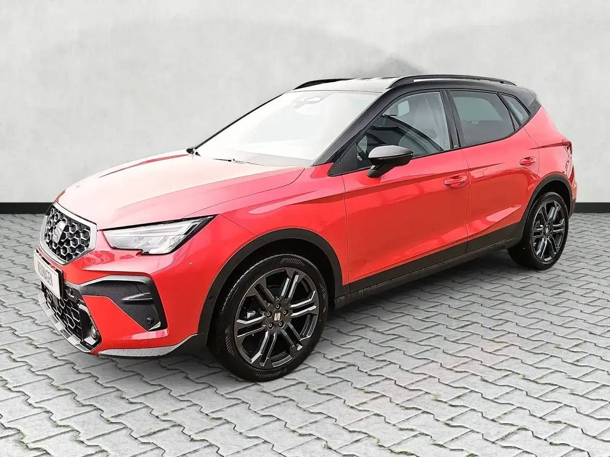 Neu Seat Arona FR 150 PS (110 kW) 2026 Liminal rot/dach schwarz SUV