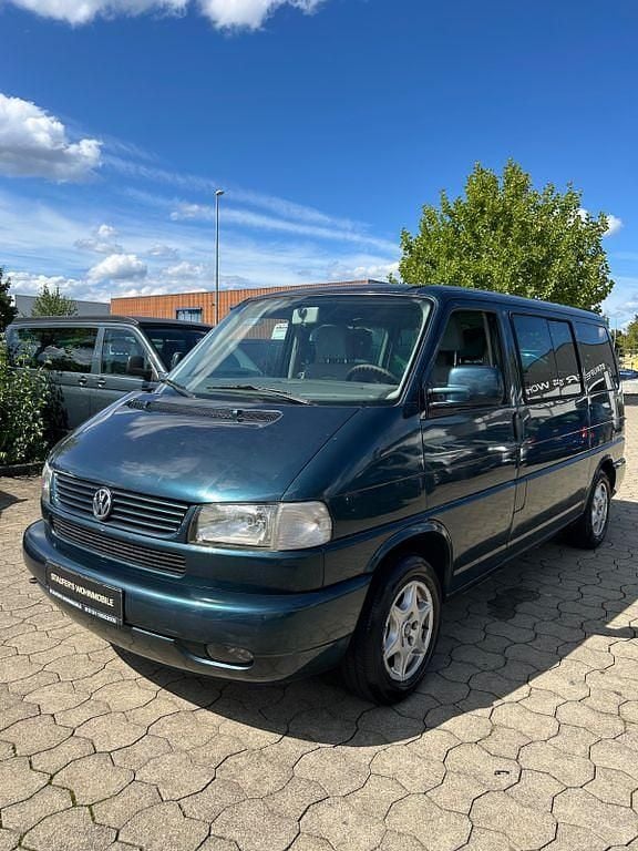 Gebraucht VW Multivan 102 PS (75 kW) 2002 Grün Van