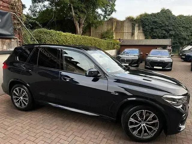Gebraucht BMW X5 M Sport 394 PS (289 kW) 2022 Schwarz SUV