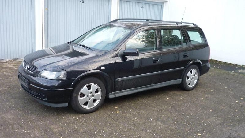 Schwarz Gebraucht 2004 Opel Astra Kombi | 999 € (Guter Preis) - Bild 1/4