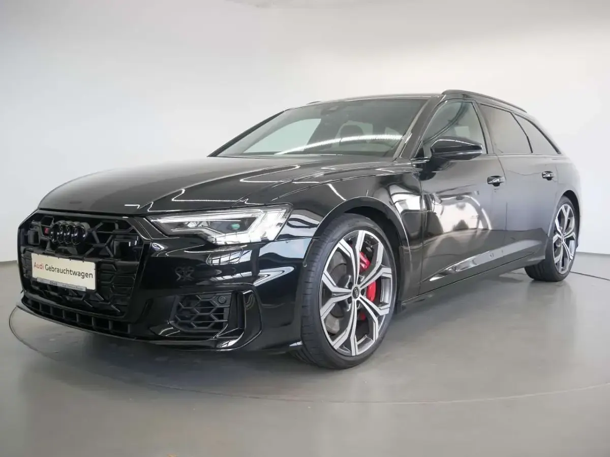 Gebraucht Audi S6 Ambiente 344 PS (253 kW) 2025 Mythosschwarz metallic Kombi
