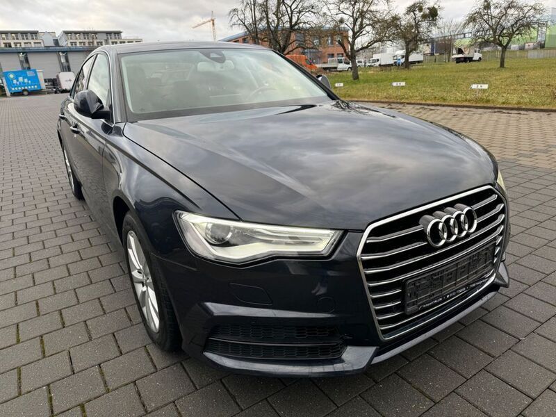 Gebraucht Audi A6 Ambiente 190 PS (139 kW) 2018 Blau Limousine