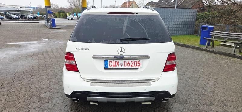 Gebraucht Mercedes ML320 224 PS (164 kW) 2007 Weiß SUV