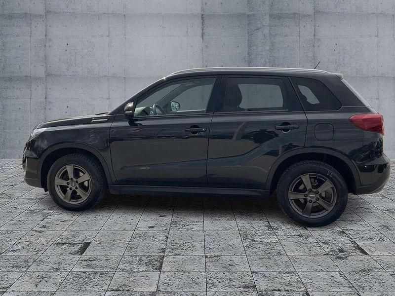 Gebraucht Suzuki Vitara 140 PS (102 kW) 2019 Schwarz SUV