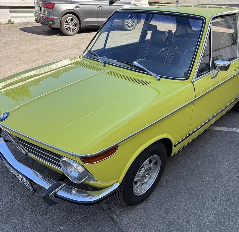 Gelb Gebraucht 1972 BMW 130 Kleinwagen | 25.000 € - Bild 1/4