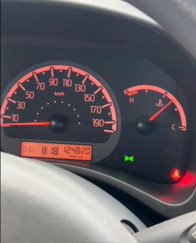 Gelb Gebraucht 2009 Fiat Panda Kleinwagen | 750 € (Superpreis) - Bild 1/4