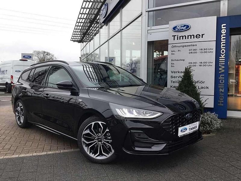 Agate black metallic Gebraucht 2025 Ford Focus ST-Line X Kombi | 32.990 € (Teuer) - Bild 1/4
