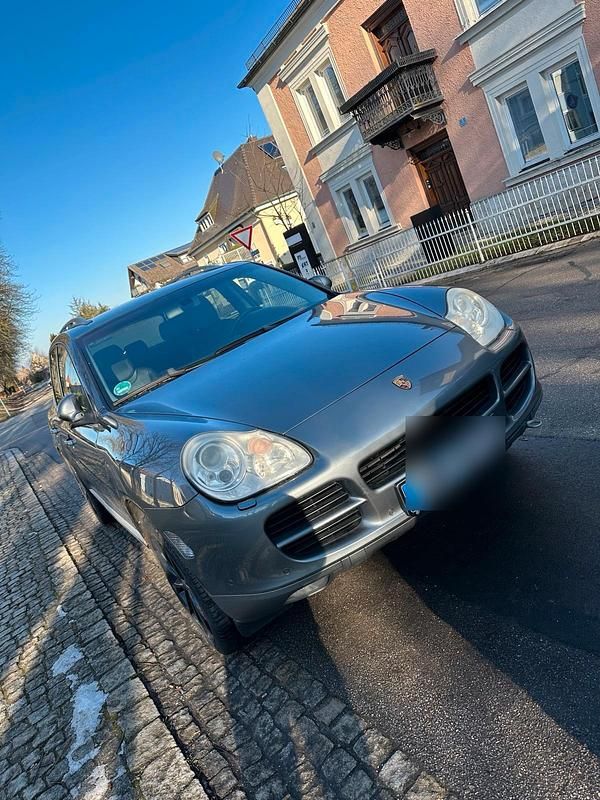 Grau Gebraucht 2005 Porsche Cayenne SUV | 3.899 € - Bild 1/4