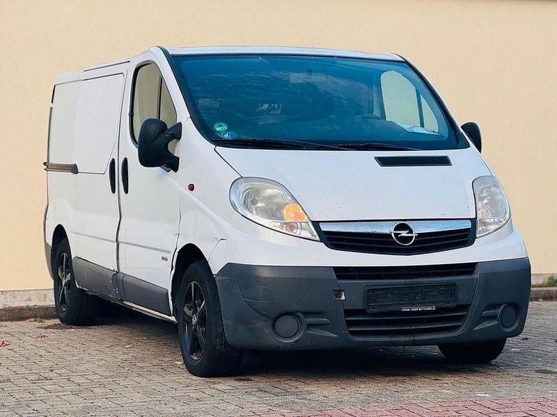 Weiß Gebraucht 2007 Opel Vivaro Van | 2.400 € (Superpreis) - Bild 1/4