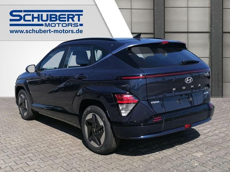 Gebraucht Hyundai Kona Advantage 114 kW (156 PS) 2024 Blau SUV