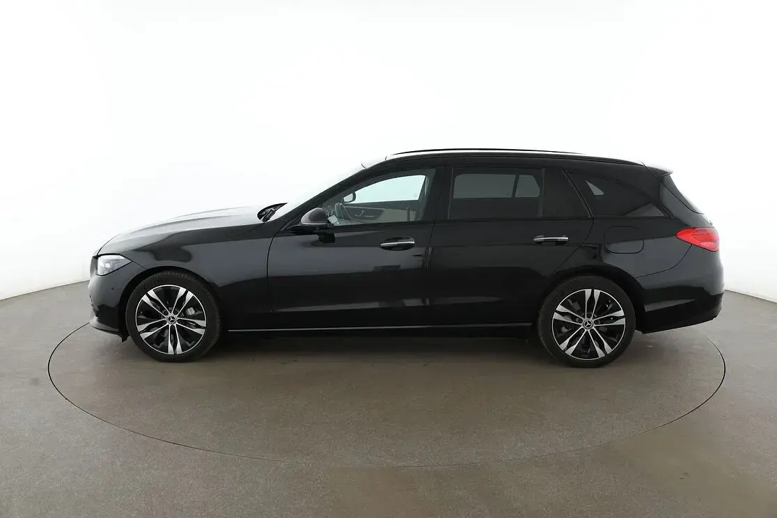 Gebraucht Mercedes C300e 2022 Schwarz Kombi
