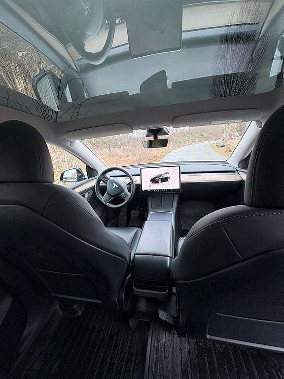 Gebraucht Tesla Model Y RWD 188 kW (256 PS) 2023 Schwarz SUV