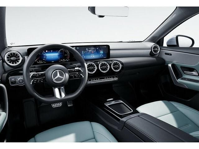 Gebraucht Mercedes A250 Advanced Plus 163 PS (119 kW) 2024 Andere farbe Kleinwagen