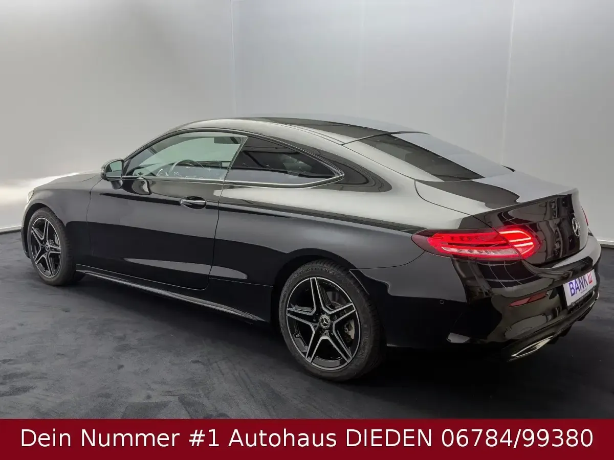 Gebraucht Mercedes C200 184 PS (135 kW) 2020 Schwarz Coupé