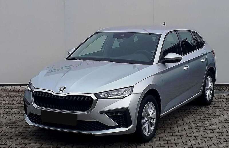 Brillantsilber Gebraucht 2024 Skoda Scala Selection Kleinwagen | 22.950 € (Fairer Preis) - Bild 1/4