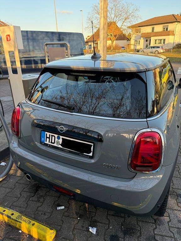 Gebraucht Mini Cooper Chili 136 PS (100 kW) 2019 Grau Kleinwagen