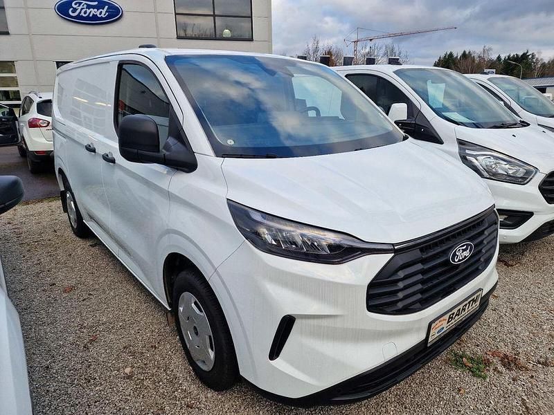 Gebraucht Ford Transit Custom Trend 136 PS (100 kW) 2024 Weiß Van / Kleinbus