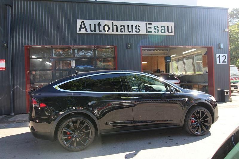 Schwarz Gebraucht 2017 Tesla Model X SUV | 55.900 € - Bild 1/4
