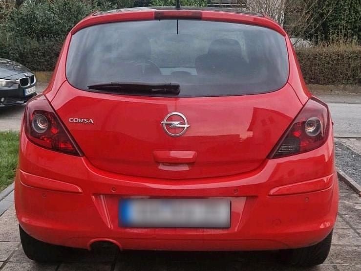 Gebraucht Opel Corsa 87 PS (63 kW) 2011 Rot Kleinwagen