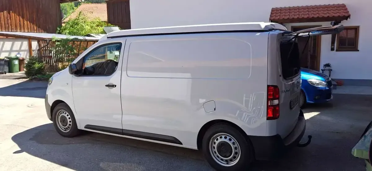 Gebraucht Opel Vivaro 144 PS (105 kW) 2024 Weiß Van / Kleinbus
