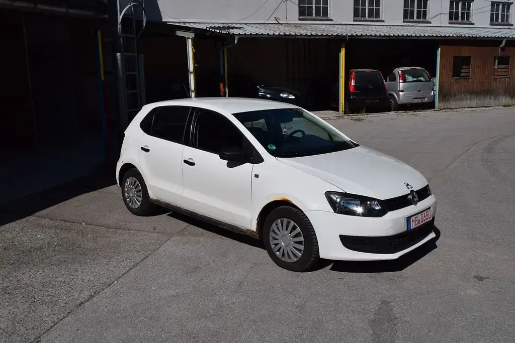 Gebraucht VW Polo Trendline 60 PS (44 kW) 2009 Weiß Kleinwagen