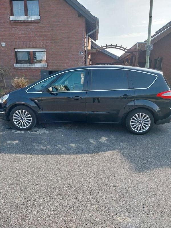 Gebraucht Ford S-MAX Titanium 163 PS (119 kW) 2011 Schwarz Van / Kleinbus