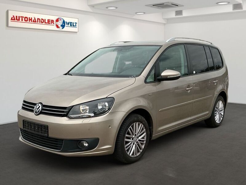 Beige Gebraucht 2014 VW Touran Cup Van / Kleinbus | 9.199 € (Superpreis) - Bild 1/3