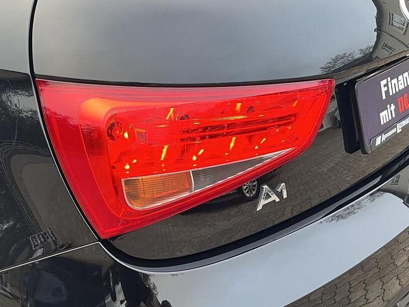 Gebraucht Audi A1 Sport 82 PS (60 kW) 2016 Schwarz Limousine