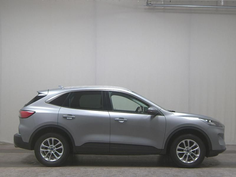 Silber Gebraucht 2023 Ford Kuga Titanium SUV | 21.380 € (Superpreis) - Bild 1/4