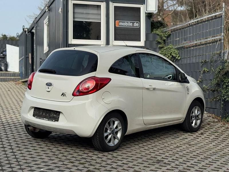 Gebraucht Ford Ka Titanium 69 PS (50 kW) 2009 Weiß Kleinwagen