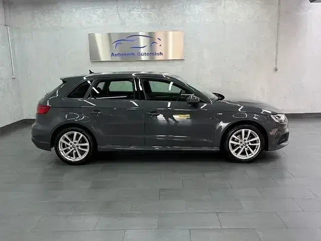 Gebraucht Audi A3 S-Line 150 PS (110 kW) 2020 Grau Limousine