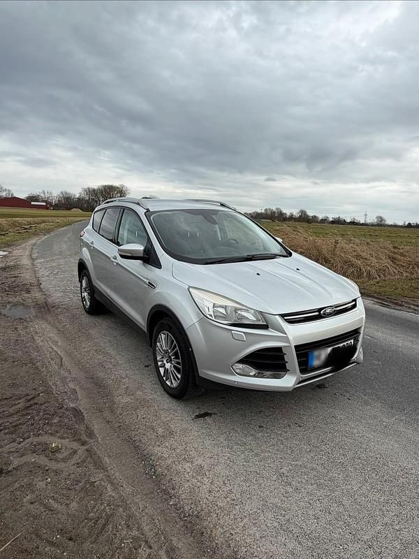 Gebraucht Ford Kuga 150 PS (110 kW) 2014 Silber SUV