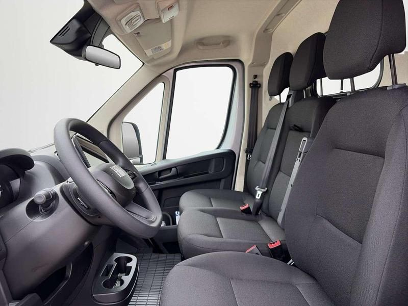 Neu Fiat Ducato 140 PS (102 kW) 2026 Grau metallic Van