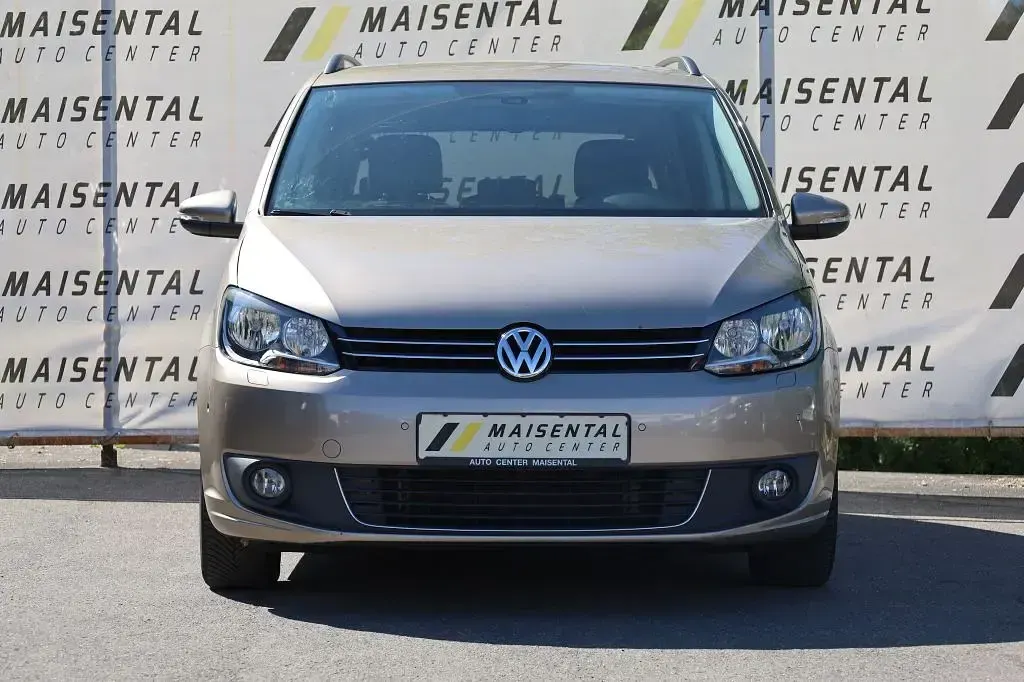 Gebraucht VW Touran Comfortline 105 PS (77 kW) 2014 Beige Van / Kleinbus