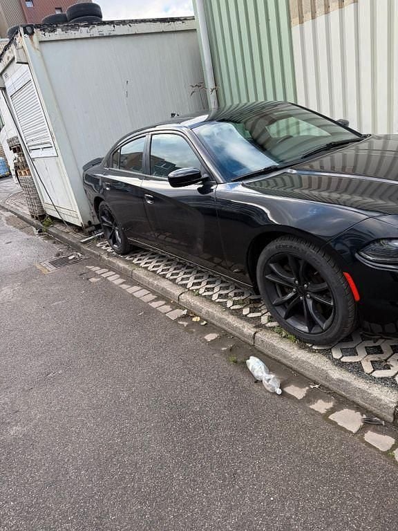 Gebraucht Dodge Charger 375 PS (275 kW) 2016 Schwarz Limousine