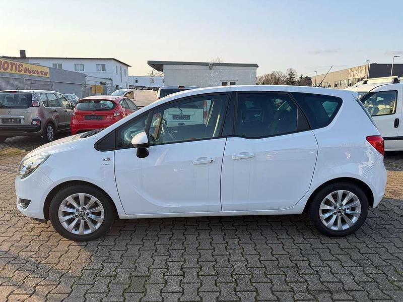 Gebraucht Opel Meriva drive 101 PS (74 kW) 2016 Schneeweiss/summitwhite/arctic Van / Kleinbus