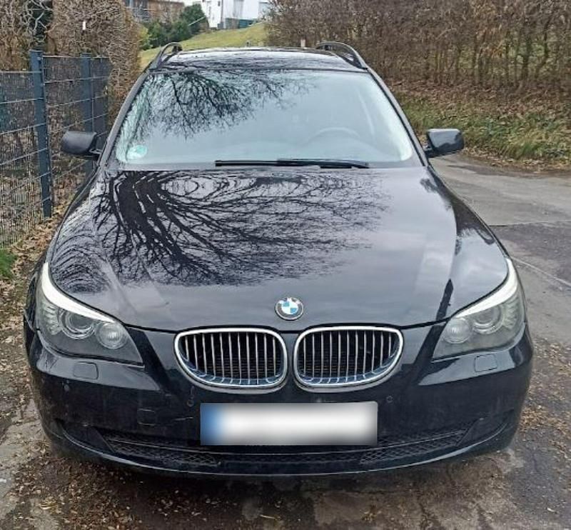 Gebraucht BMW 530 272 PS (200 kW) 2007 Schwarz Kombi