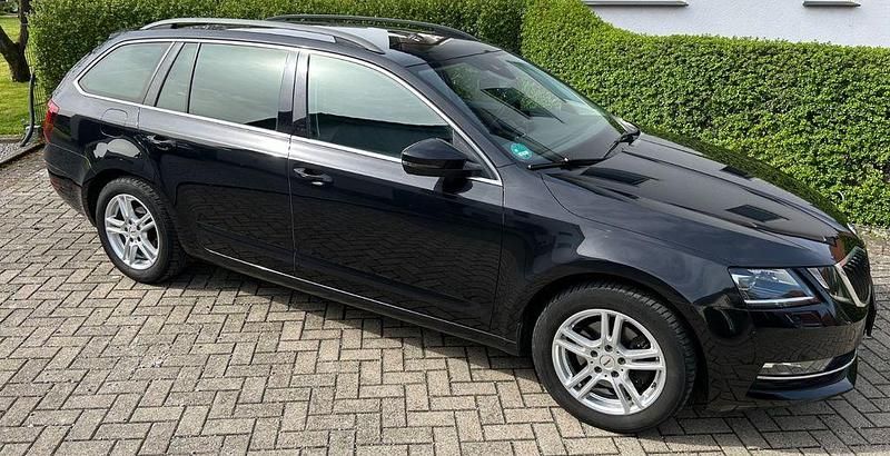 Gebraucht Skoda Octavia Style 150 PS (110 kW) 2017 Schwarz Kombi