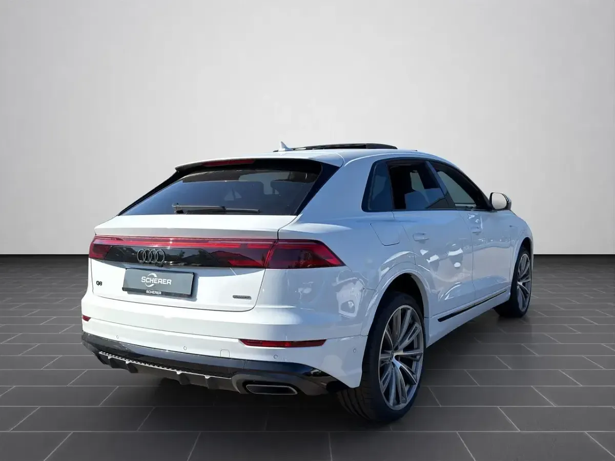 Neu Audi Q8 Design 286 PS (210 kW) 2026 Gletscherweiß metallic (metallic) SUV